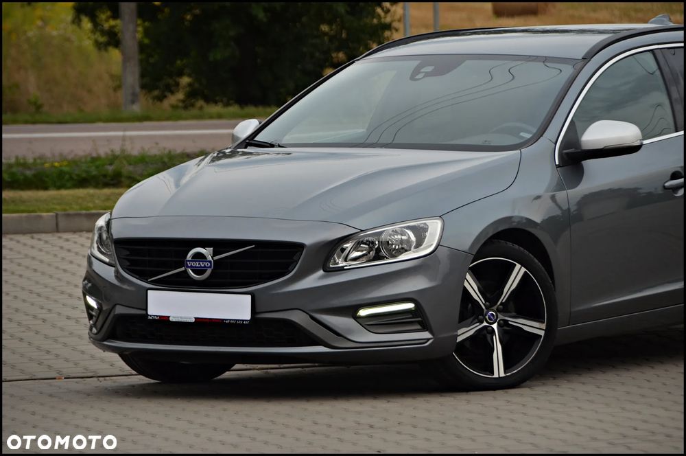 Volvo V60 D2 Drive-E R-Design Momentum - 9