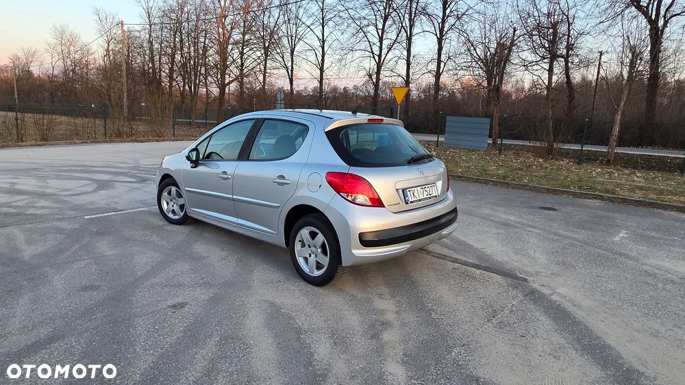 Peugeot 207 95 VTi Urban Style - 6