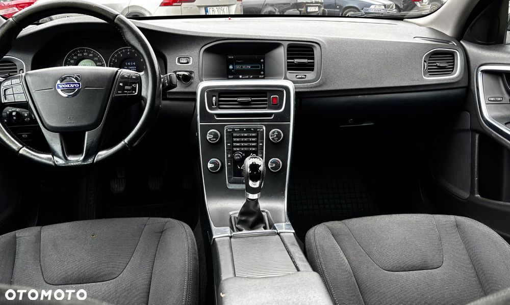 Volvo S60 T3 Kinetic - 9
