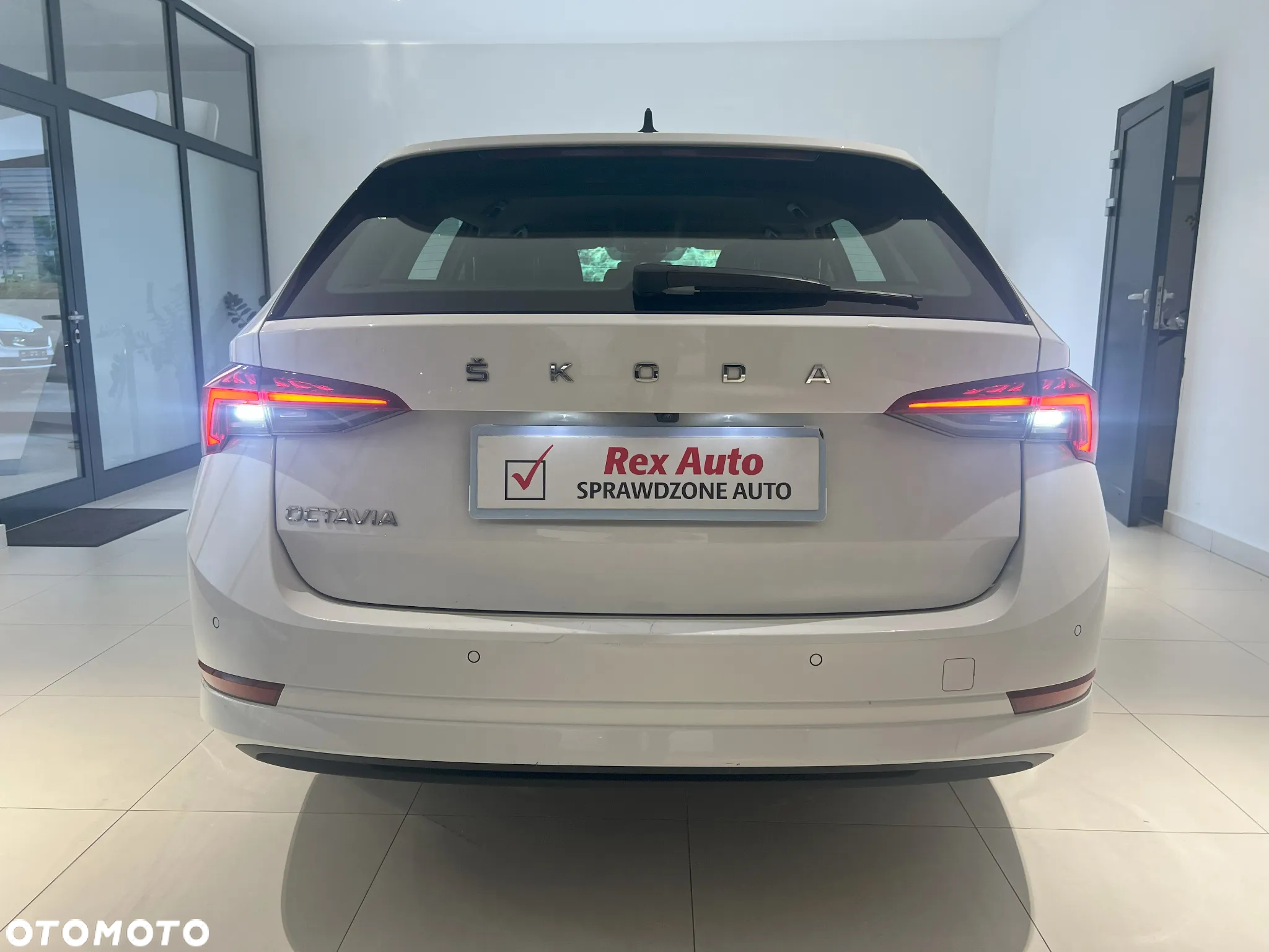 Skoda Octavia 1.5 TSI ACT Ambition - 8