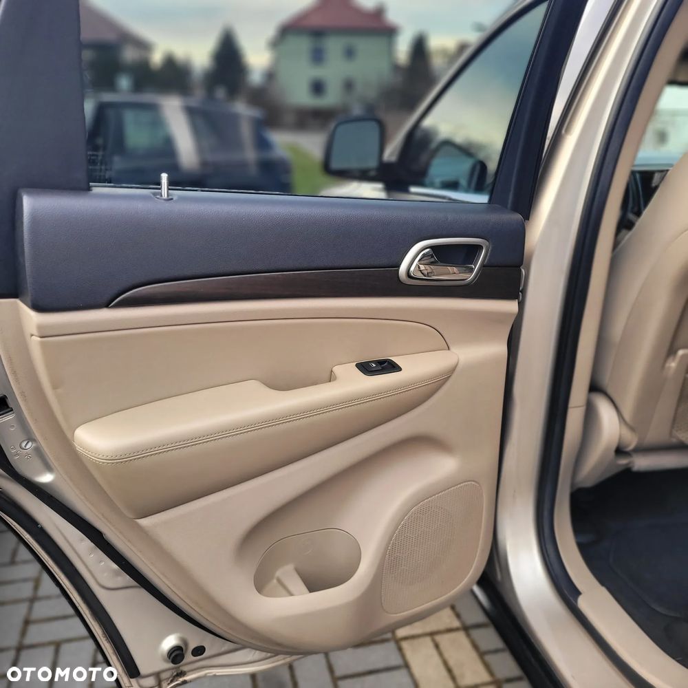 Jeep Grand Cherokee 3.7 4x2 Laredo - 10