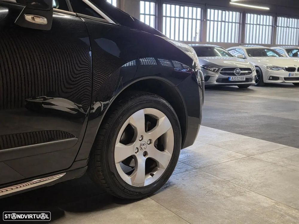 Peugeot 3008 1.6 HDi Sport — fotografia 29