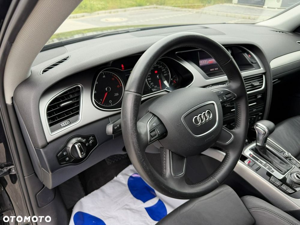Audi A4 Limousine - 22