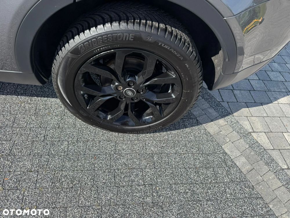 Land Rover Discovery Sport D150 R-Dynamic HSE - 11