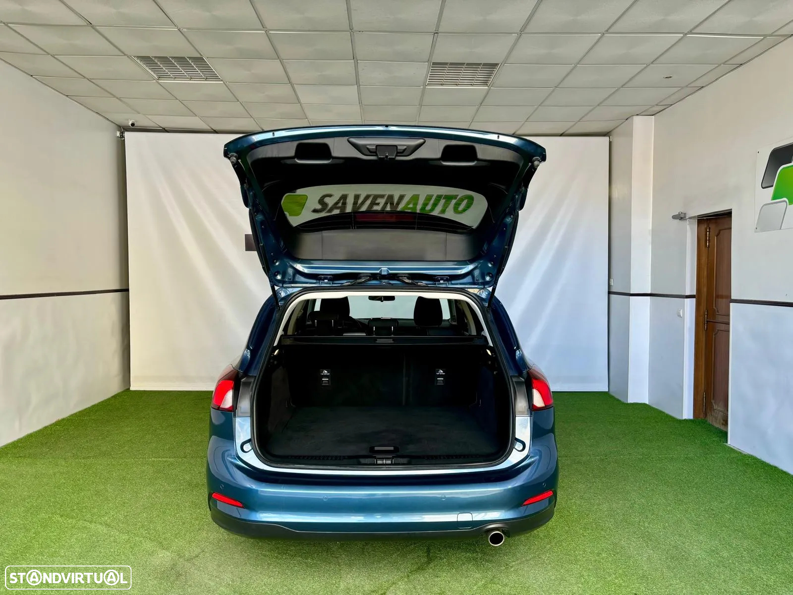 Ford Focus SW 1.0 EcoBoost Active - 21