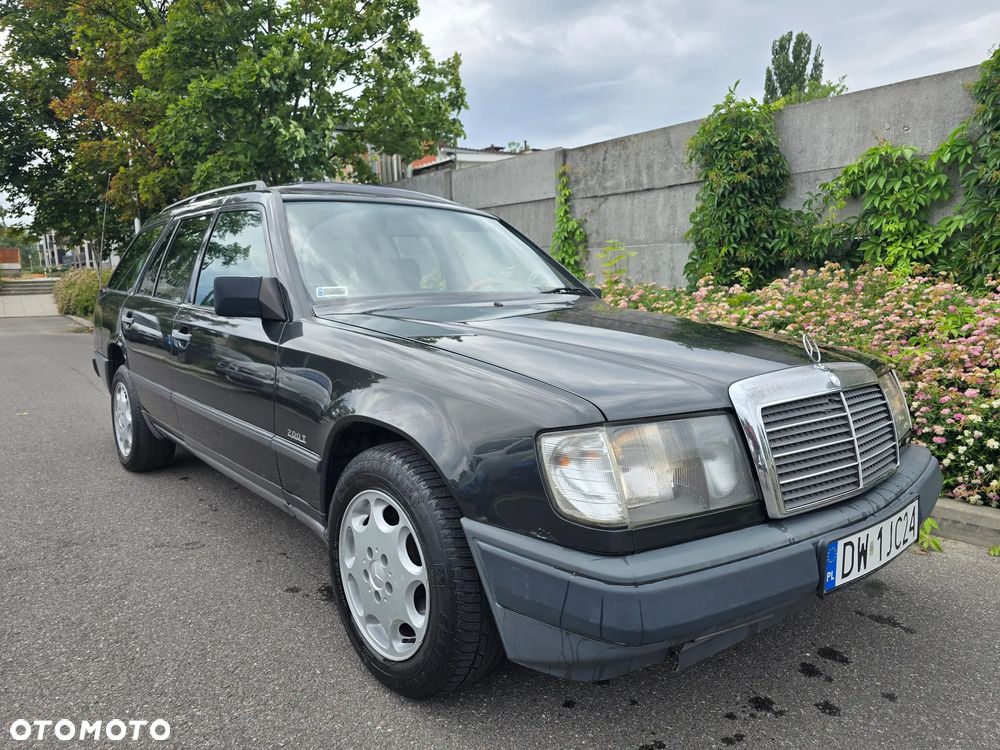 Mercedes-Benz W124 (1984-1993) - 1