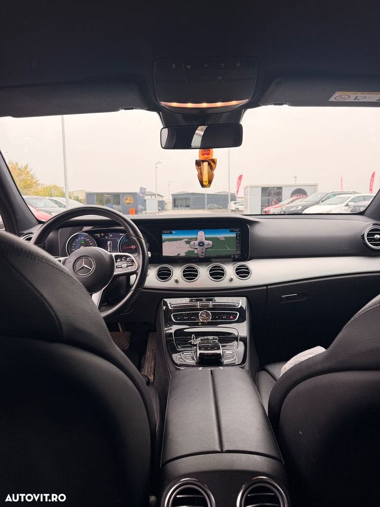 Mercedes-Benz E 220 d 4MATIC Aut. - 18