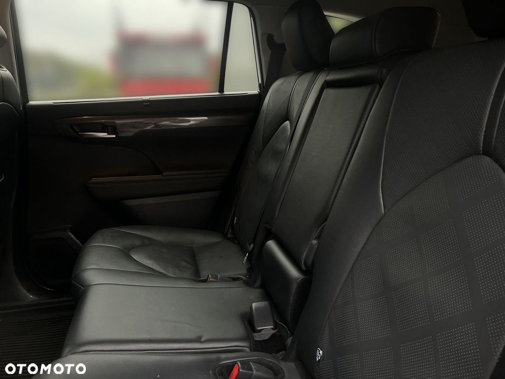 Toyota Highlander - 15