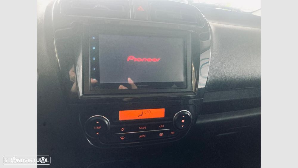 Mitsubishi Space Star 1.2 Connect Edition - 12