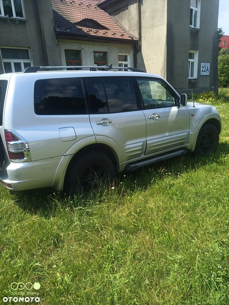 Mitsubishi Pajero 3.5 V6 GDI Elegance - 9
