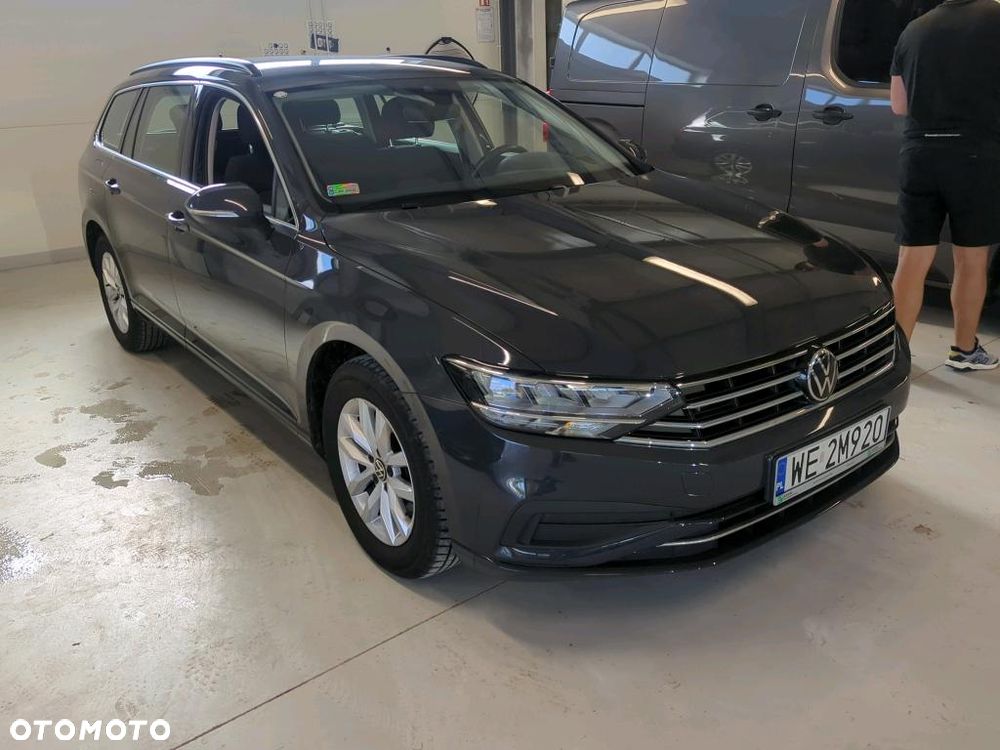 Volkswagen Passat Variant 1.5 TSI EVO Business DSG - 2