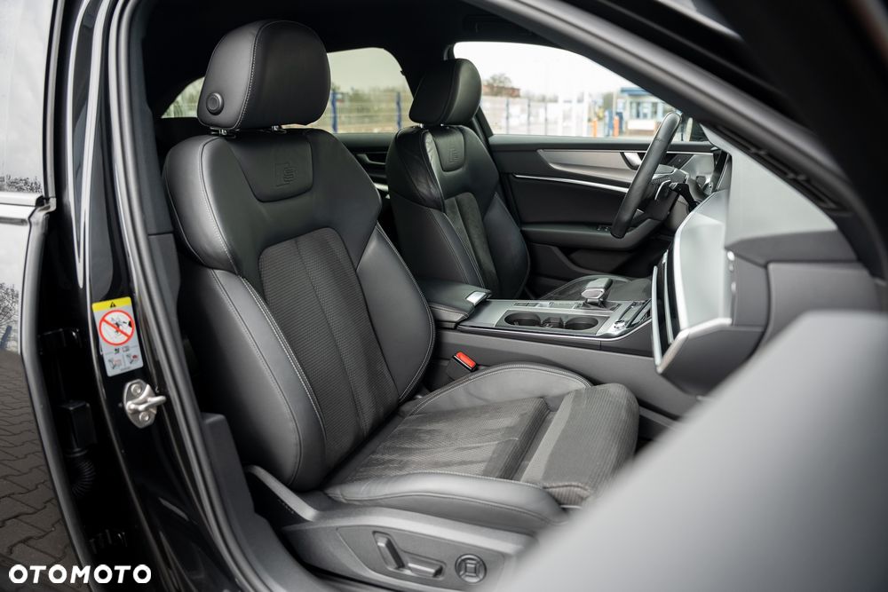 Audi A6 Avant 55 TFSI e quattro S tronic sport - 25
