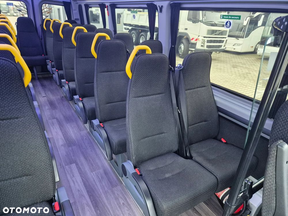 Mercedes-Benz SPRINTER/ 23 MIEJSCA + STOJĄCE/ 67 000 KM / KLIMA - 23
