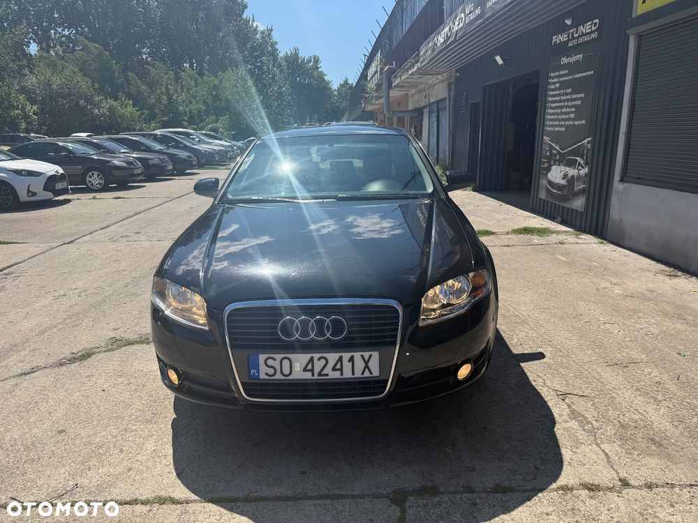 Audi A4 Limousine - 13