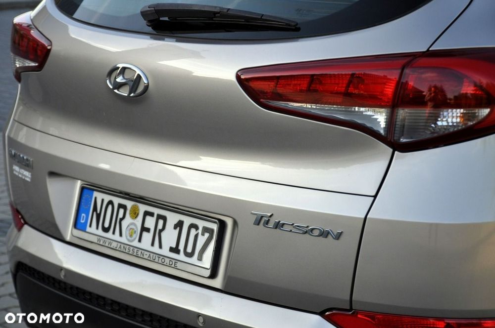 Hyundai Tucson - 16