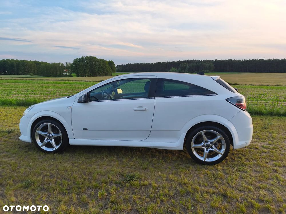 Opel Astra III GTC 1.8 Sport - 6