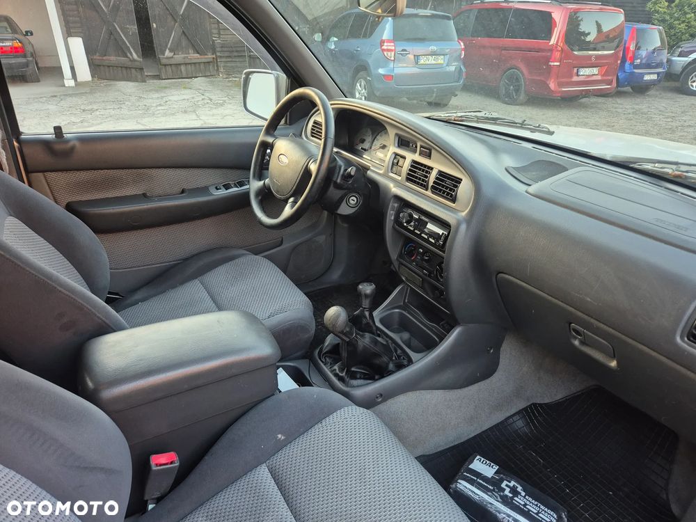 Ford Ranger XLT - 19