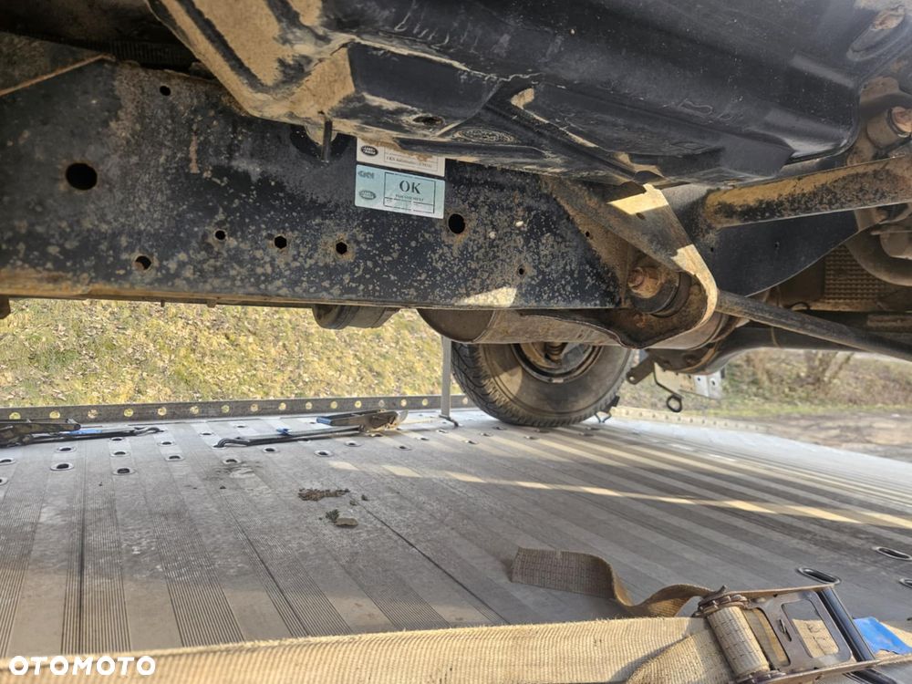 Land Rover Defender 90 Edition - 14