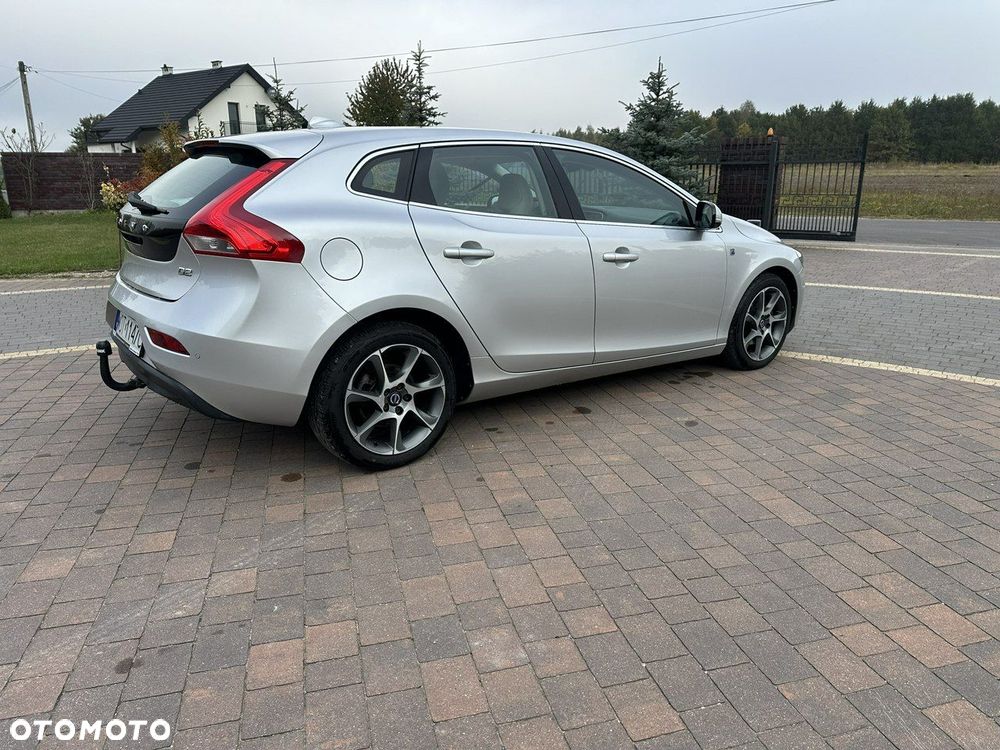 Volvo V40 - 10