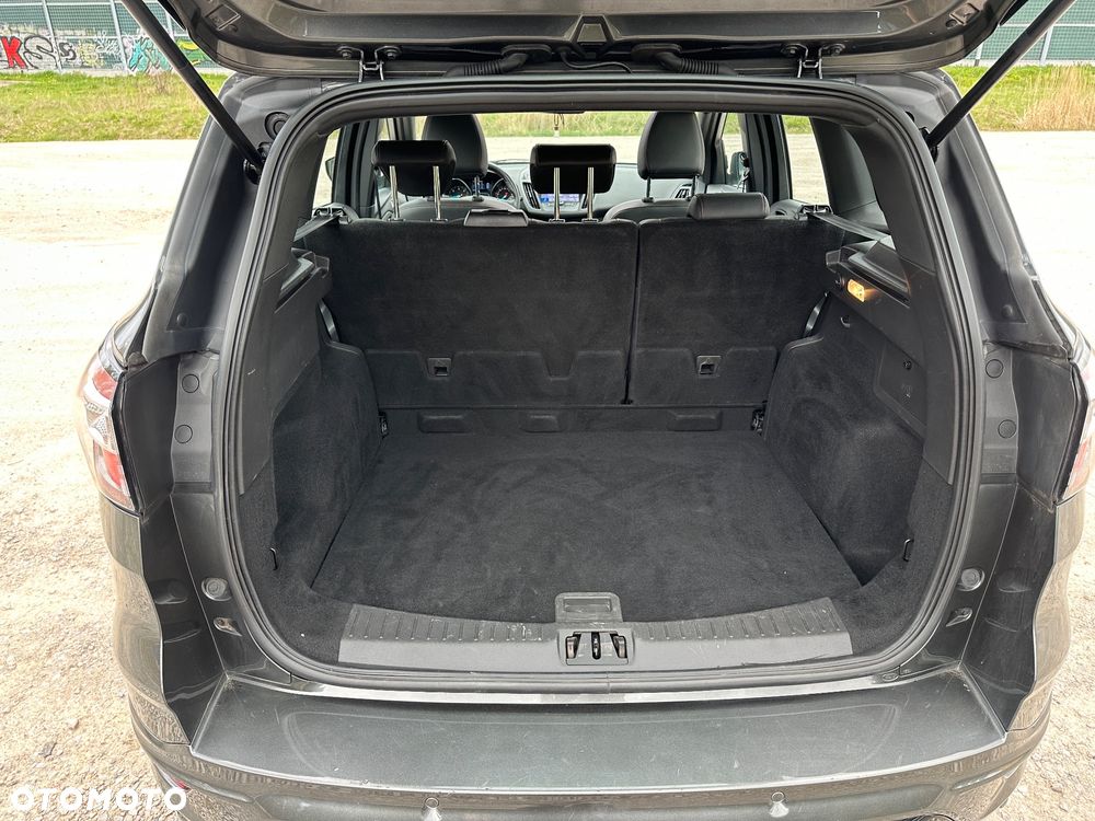 Ford Kuga 2.0 TDCi FWD ST-Line - 16
