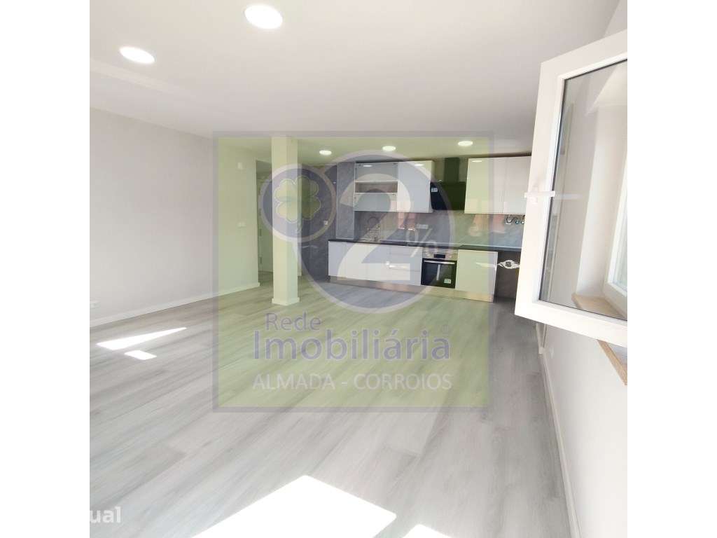 T2 remodelado, Corroios - Grande imagem: 5/21
