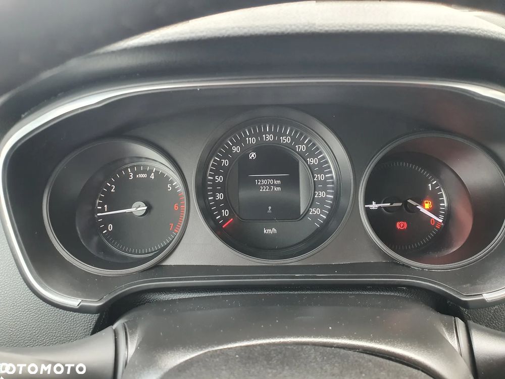 Renault Megane ENERGY TCe 100 LIMITED - 14