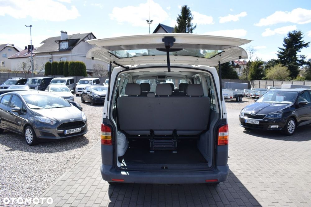 Volkswagen Transporter - 11