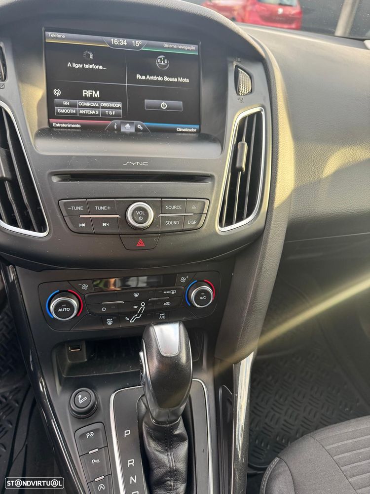 Ford Focus 1.0 EcoBoost S&S Aut. Trend - 3