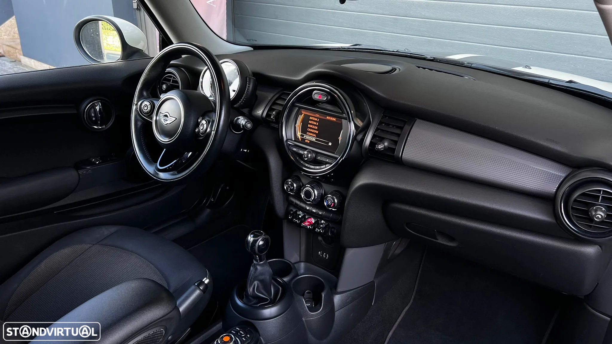 MINI 3 Portas Cooper D - 16