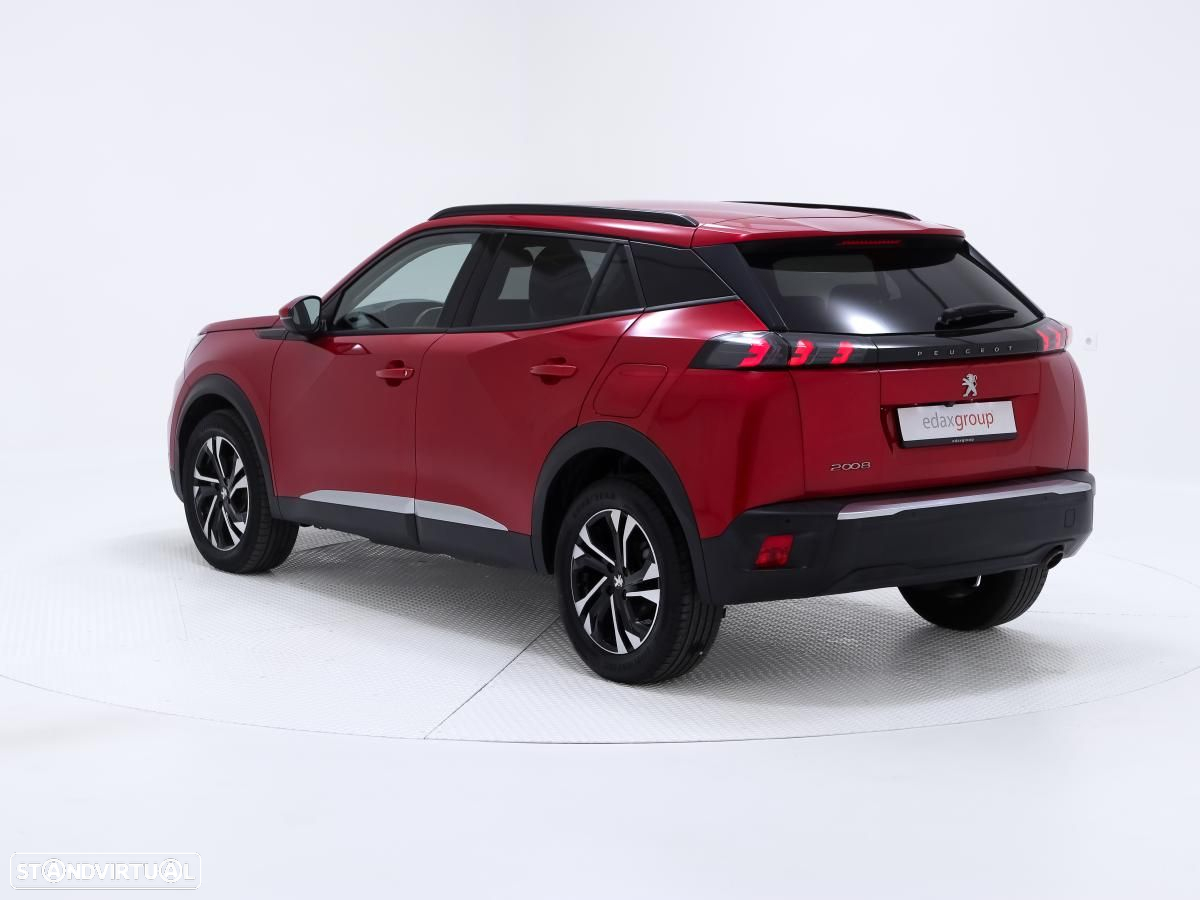 Peugeot 2008 1.5 BlueHDi Allure EAT8 - 4