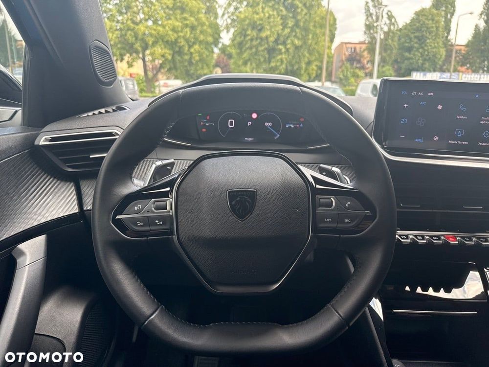 Peugeot 2008 - 14