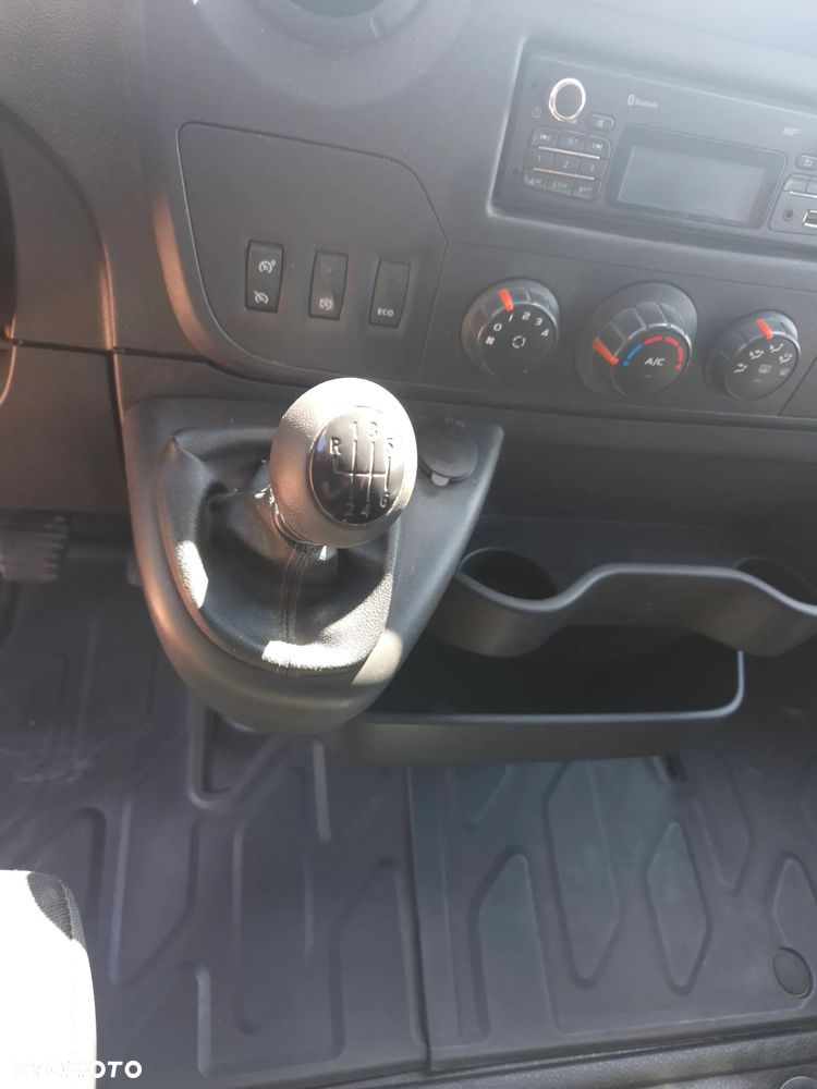 Renault Master - 11