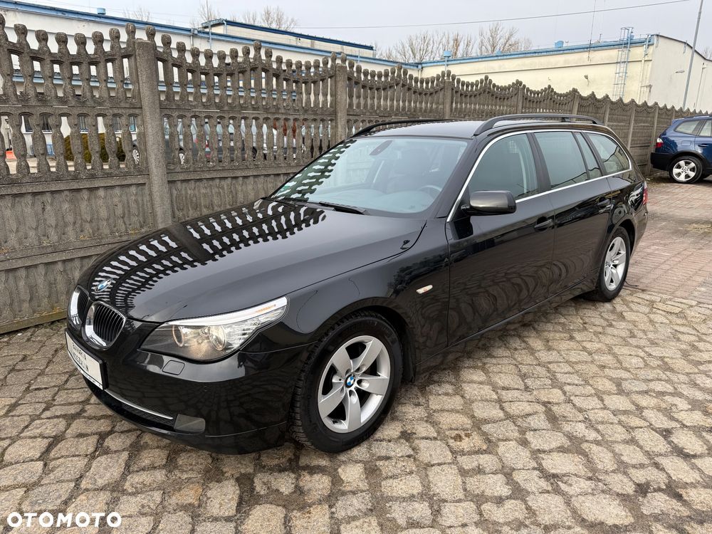 BMW Seria 5 525d - 17