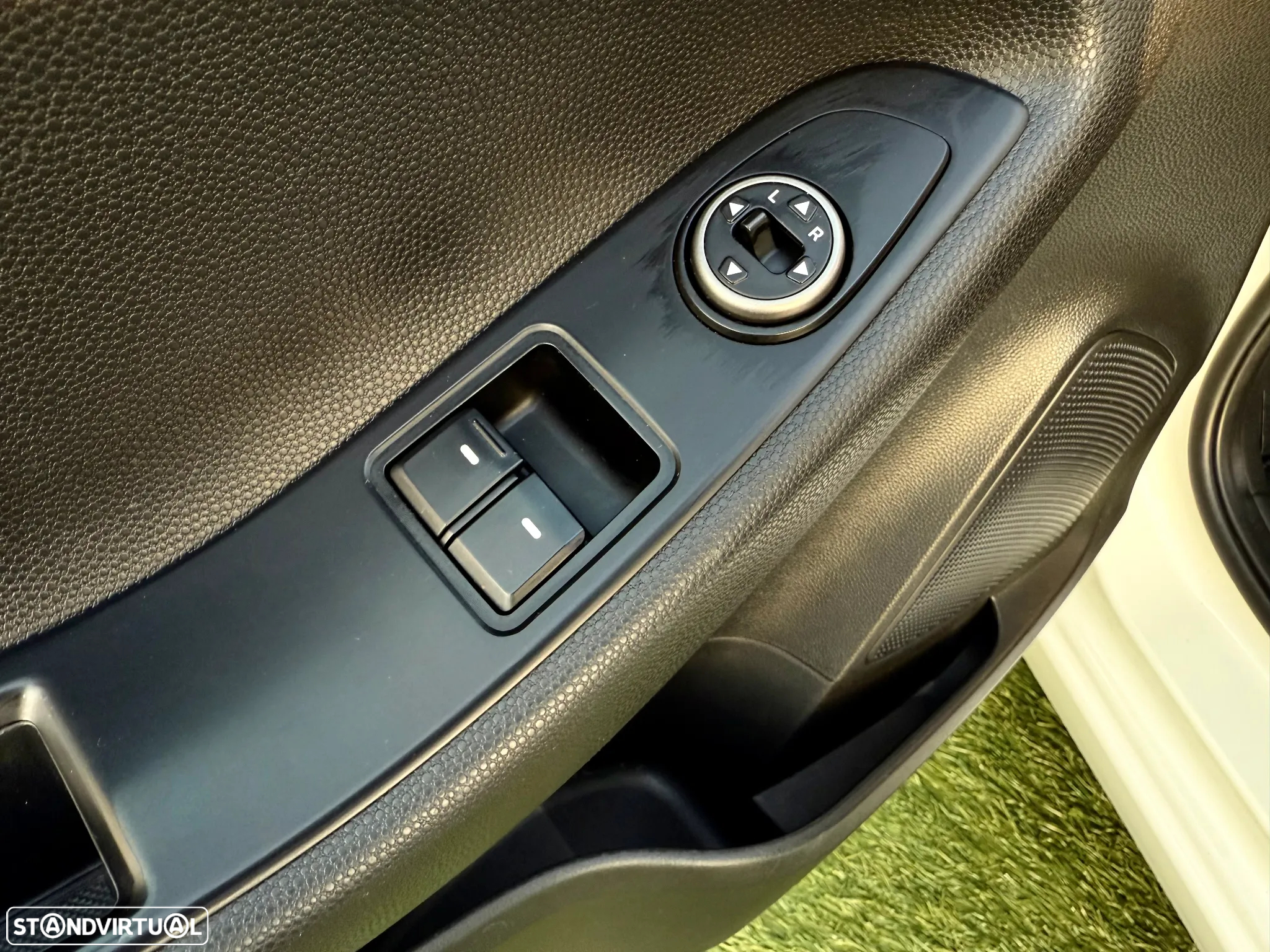 Hyundai i20 1.1 CRDi Blue Access+Bluetooth - 34