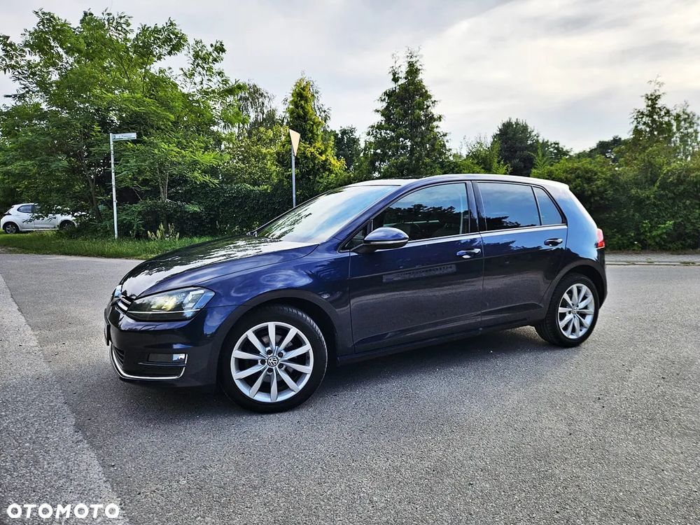 Volkswagen Golf 2.0 TDI BlueMotion Technology Edition - 5