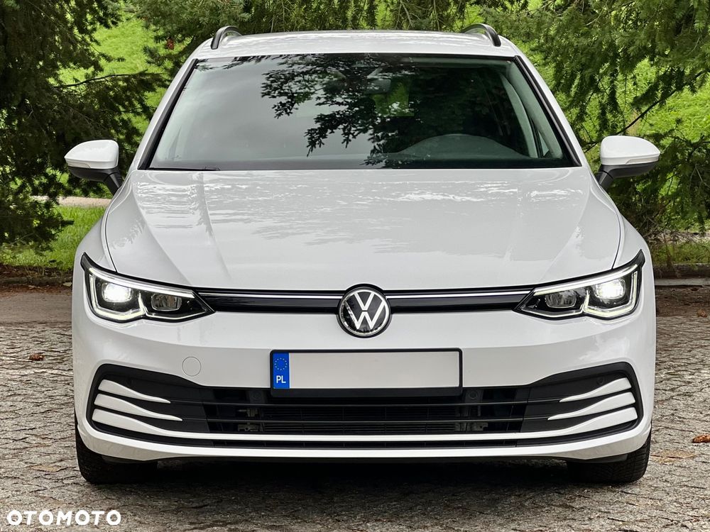 Volkswagen Golf 1.5 eTSI Life DSG - 2