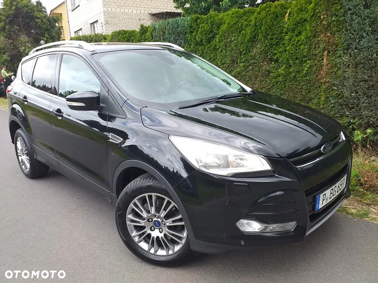 Ford Kuga 2.0 TDCi 2x4 Titanium - 12