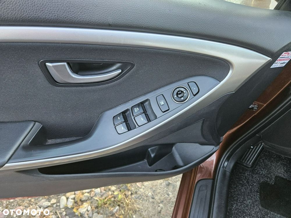 Hyundai i30 - 13