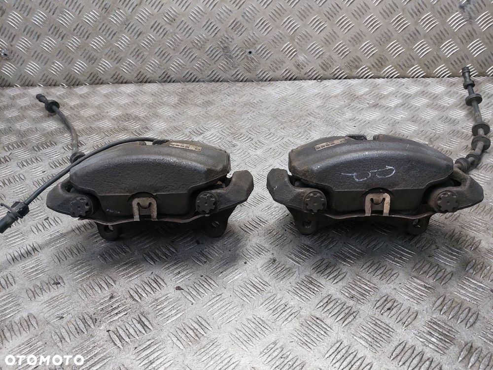 TARCZE HAMULCOWE PRZÓD + KLOCKI + ZACISKI AUDI Q5 8R 2.0 TDI - 7