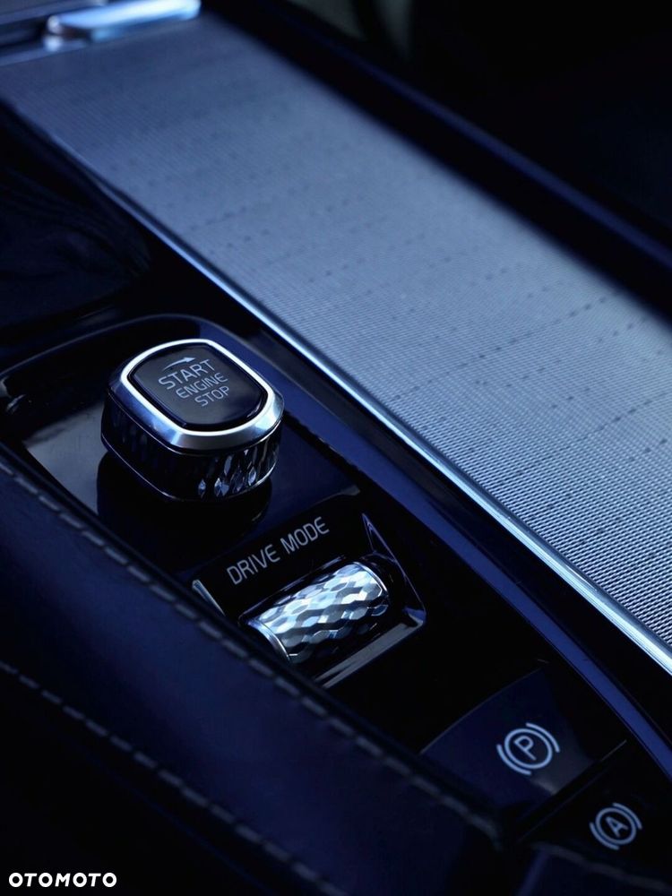 Volvo XC 90 D5 AWD Inscription - 25
