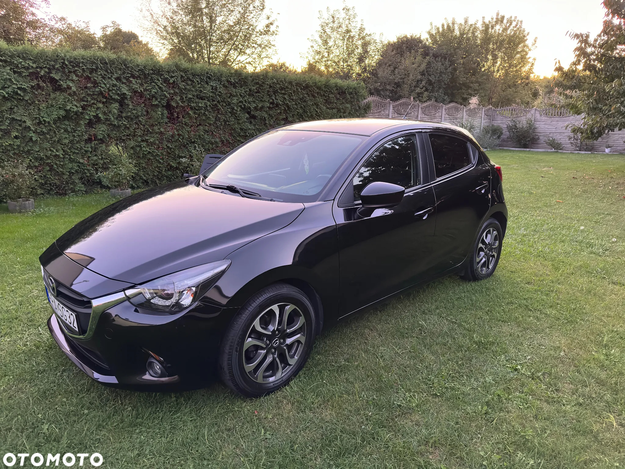 Mazda 2 - 4