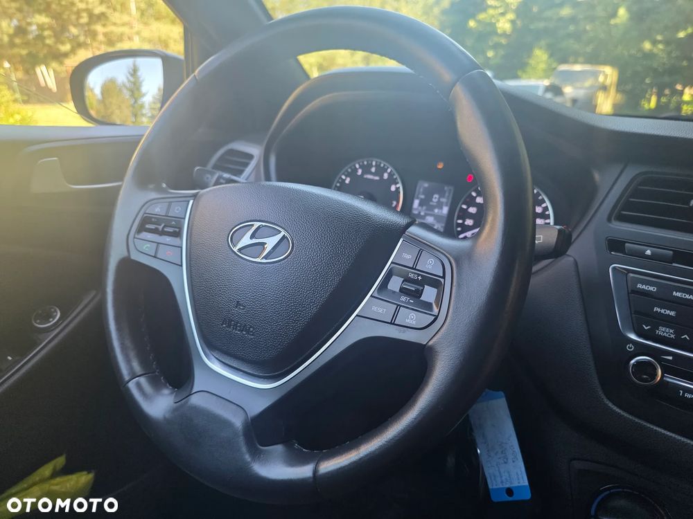 Hyundai i20 blue 1.0 T-GDI Passion Plus - 14