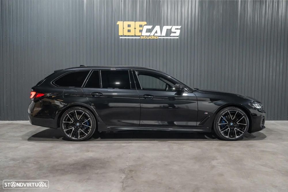 BMW 530 e Pack Desportivo M - 5
