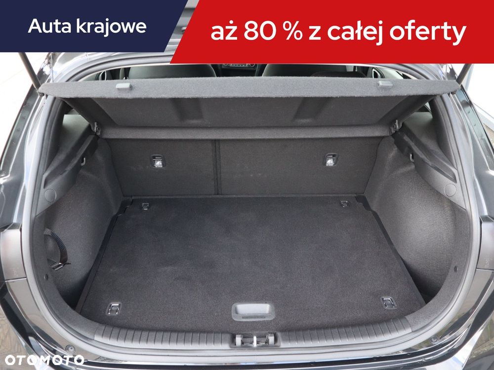Kia Ceed - 16