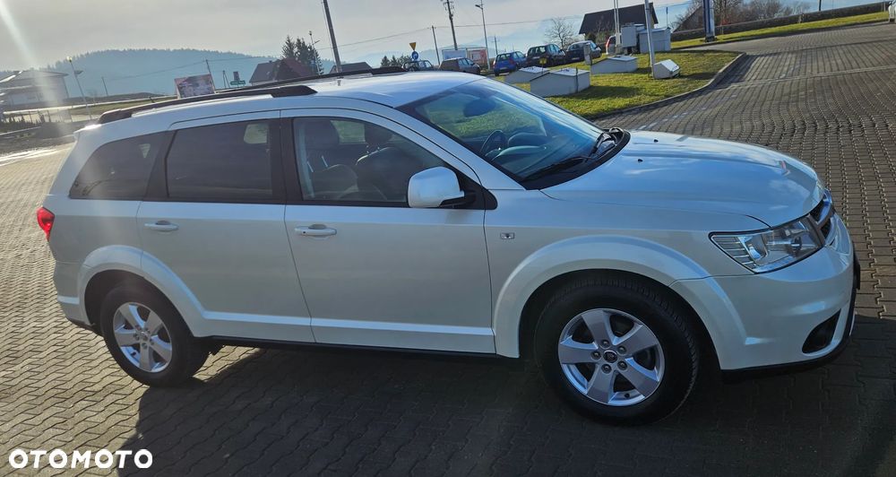 Fiat Freemont 2.0 Multijet 16V DPF Automatik Allrad Lounge - 16