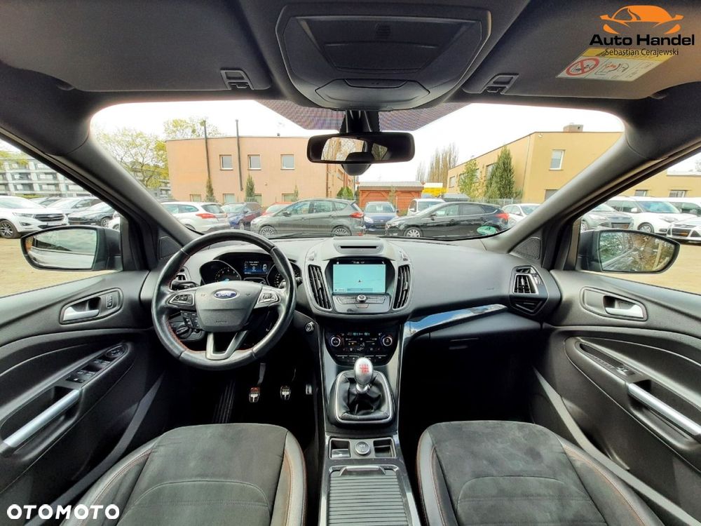 Ford Kuga 1.5 EcoBoost 2x4 ST-Line - 5