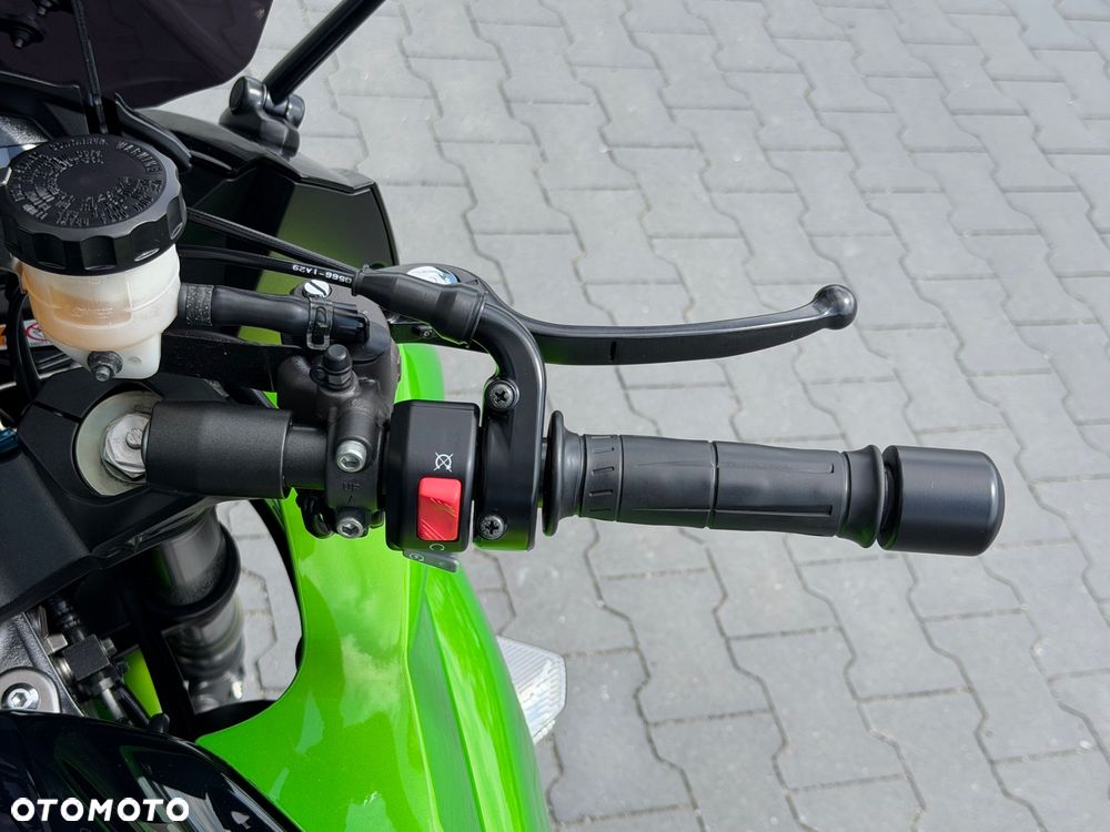 Kawasaki Ninja 1000 SX - 28