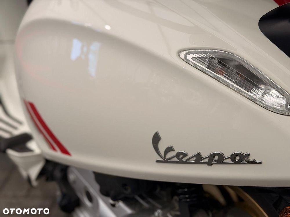 Piaggio Vespa - 11