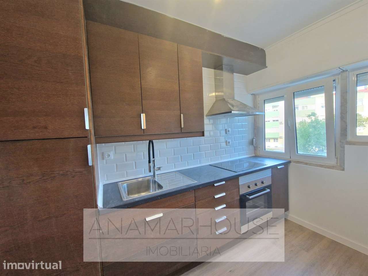 T3 Remodelado no Borel, Amadora,Ideal para Famílias, Jardins e campo d - Grande imagem: 2/25