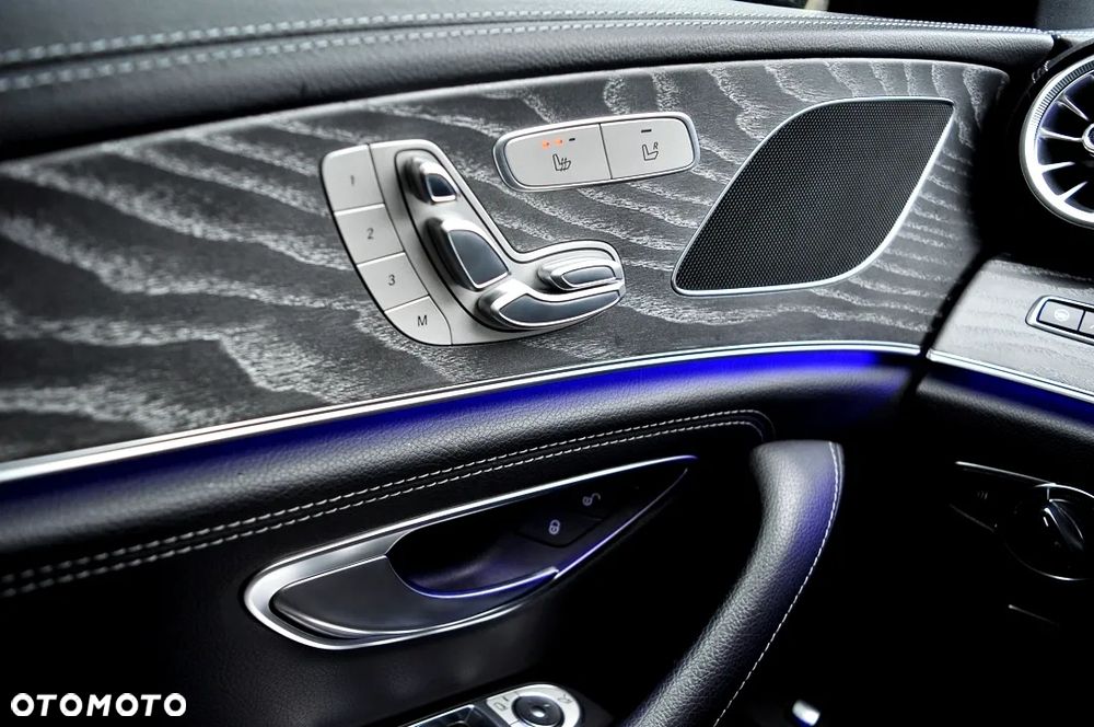 Mercedes-Benz CLS 300 d 9G-TRONIC - 15